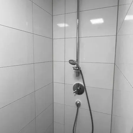 Apartment Grosse Fewo, 11 Min Zu Messe Und Flughafen, 13 Min Zum Frankfurt Hbf, Grosse Und Komfortable Frankfurt am Main